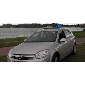 Rijles Zoetermeer Verkeersschool Monique van Damme.jpg