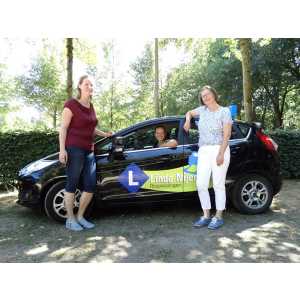 Linda Nijenhuis Rijopleidingen.jpg