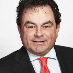 Holla legal & tax.jpg