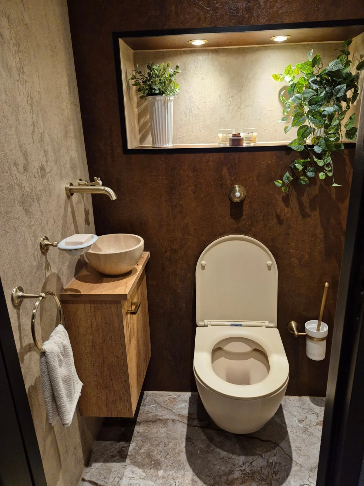 Home Transformers NL.jpg